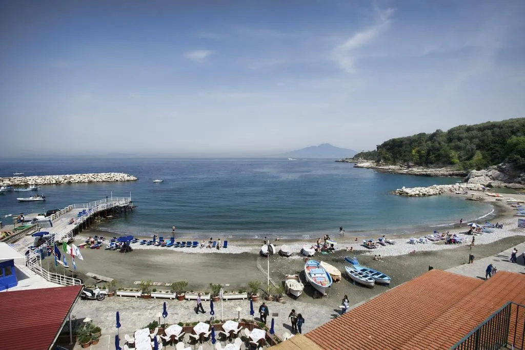 General view, Baia Di Puolo, Naples