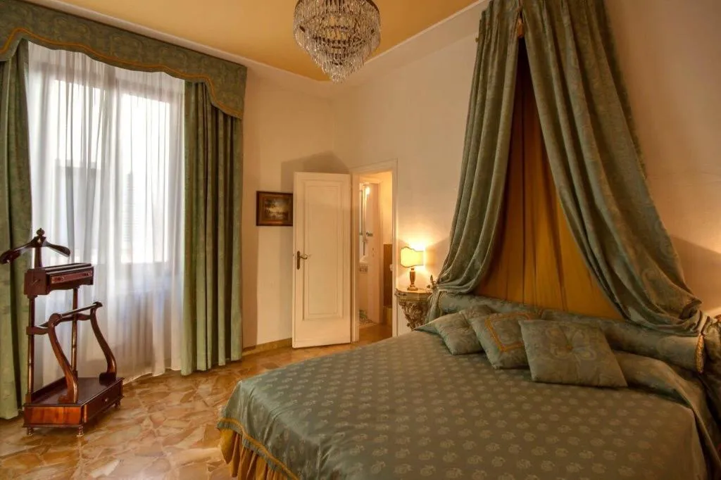 Room, Florence Dream Domus, Florence
