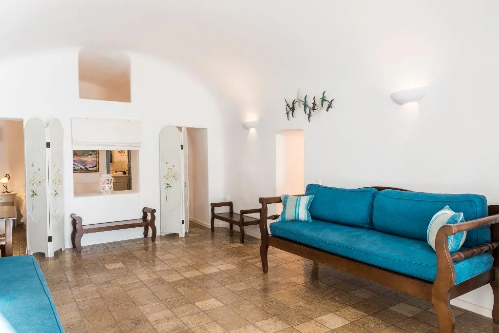 SUITE STANDARD Room, Pantelia Suites, Santorini