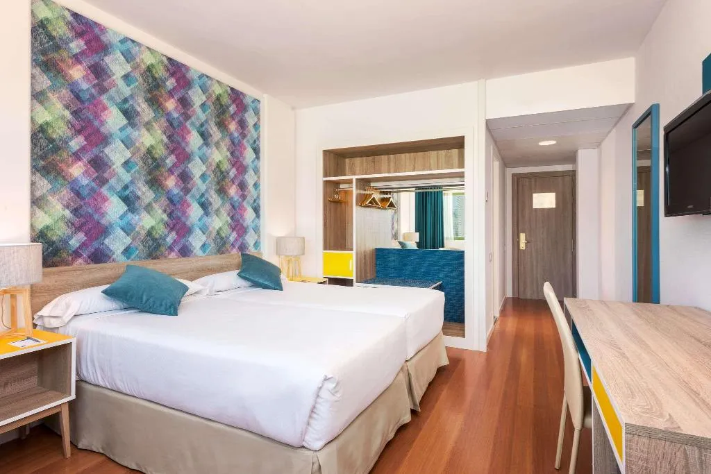 DOUBLE STANDARD Room, Guadalajara Conference Center Affiliated By Melia, Madrid