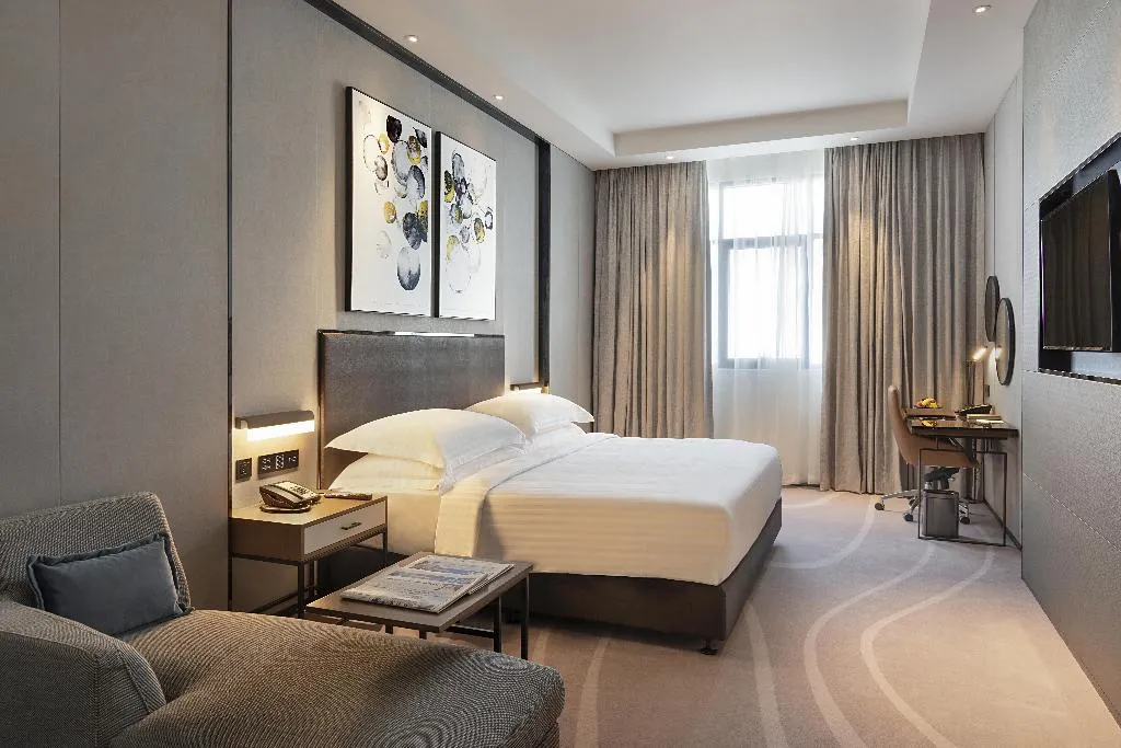 Double or Twin DELUXE CITY VIEW Room, Asiana Grand Hotel, Dubai