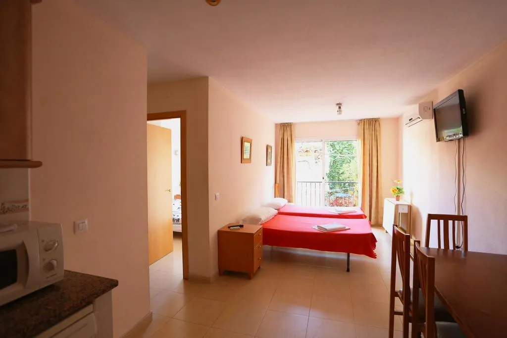 General view, Aparthotel Royalinn, Costa Brava