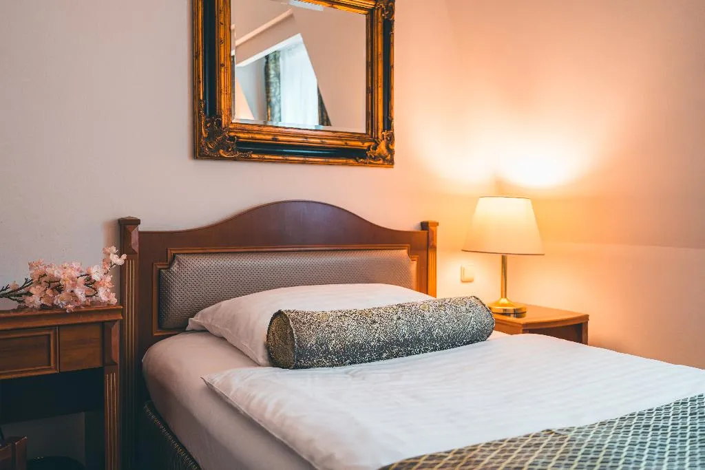 SINGLE STANDARD Room, Belvedere Hotel Prague, Prague