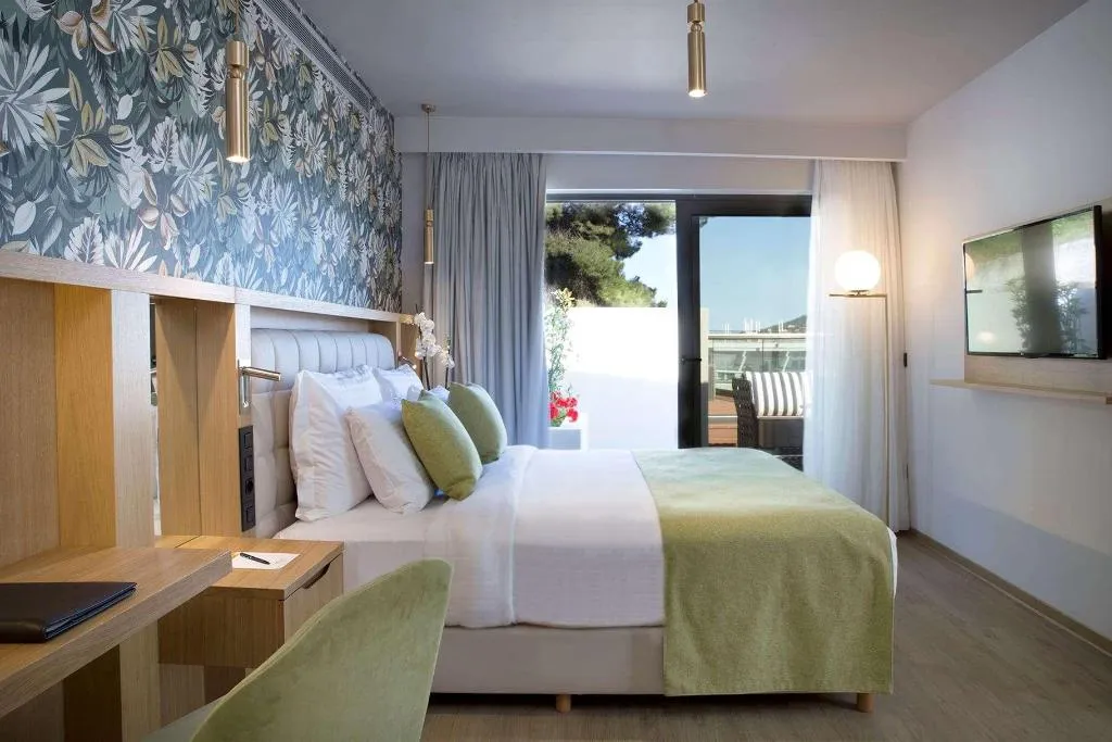 VILLA STANDARD Room, Dolce Attica Riviera, Athens