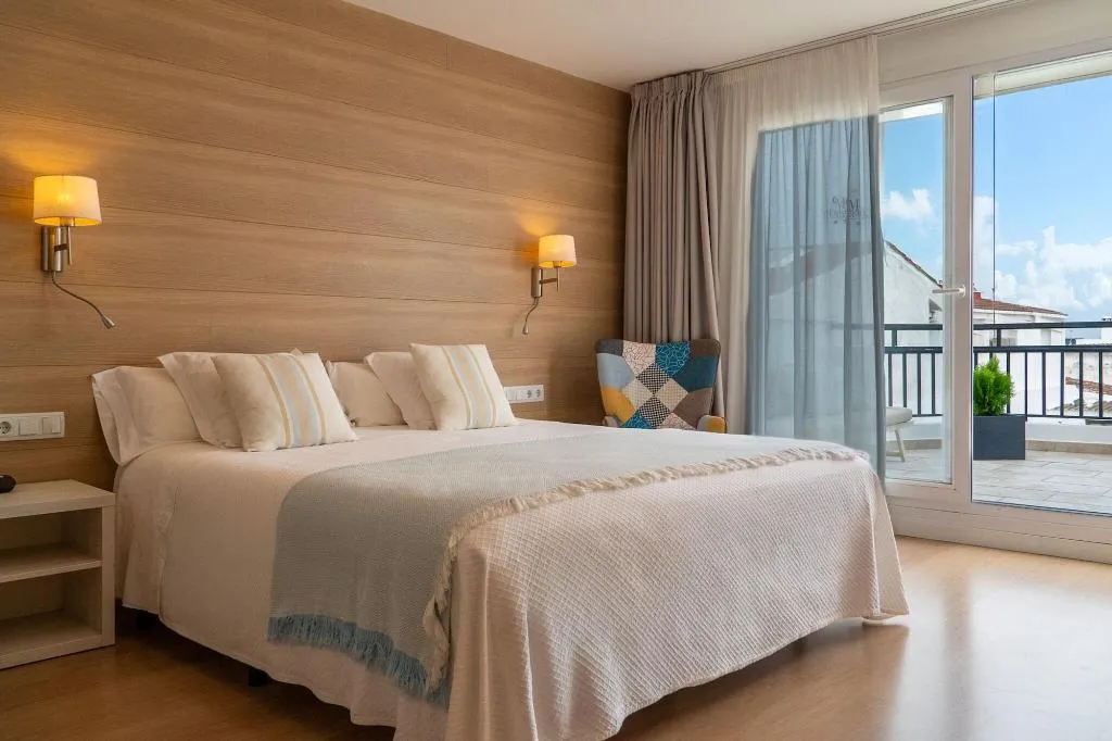 Room, Hostal Menurka, Menorca