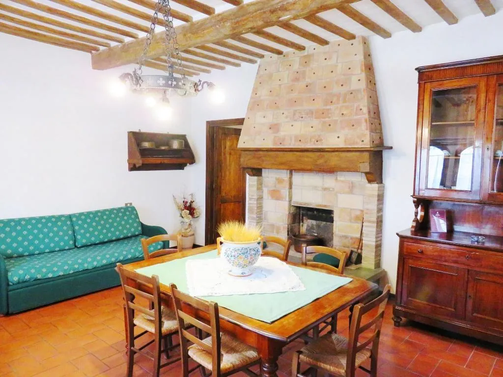 Room, Castello Cortevecchio, Umbria