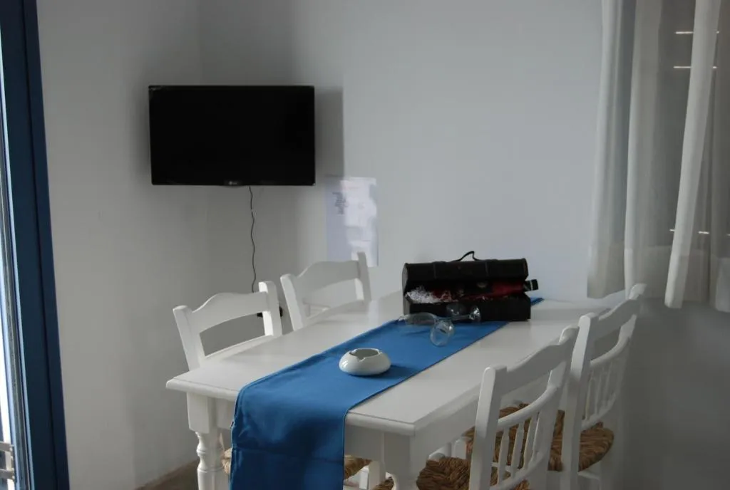 Room, Okirroi Villas and Apts, Crete