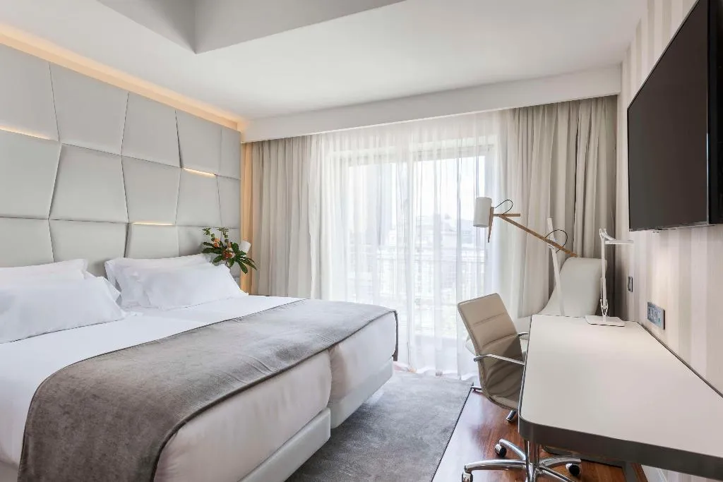 Room, NH Collection Madrid Colón, Madrid
