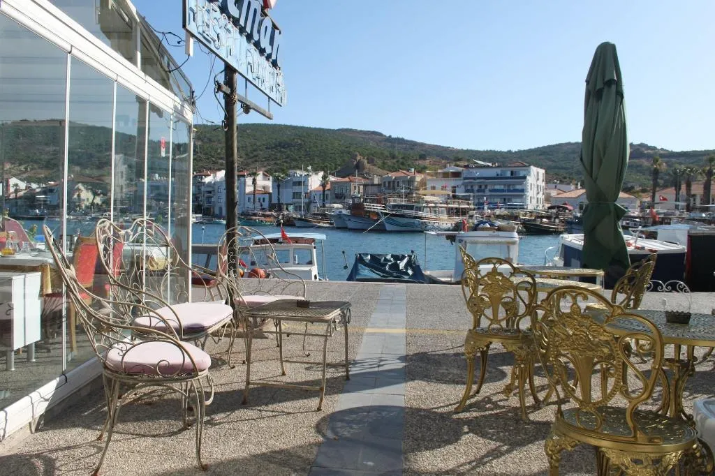 General view, Huri & Nuri Hotel, Izmir
