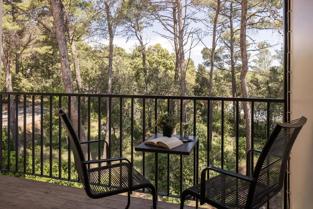 DOUBLE SUPERIOR WITH BALCONY Room, Aminess Senses Hvar Resort, Split