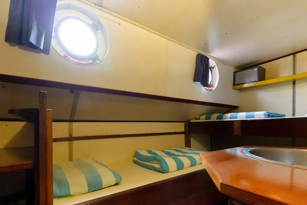 Room, Intersail Hostel Amsterdam, Amsterdam