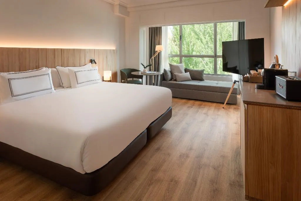 Double or Twin STANDARD Room, Melia Barajas, Madrid