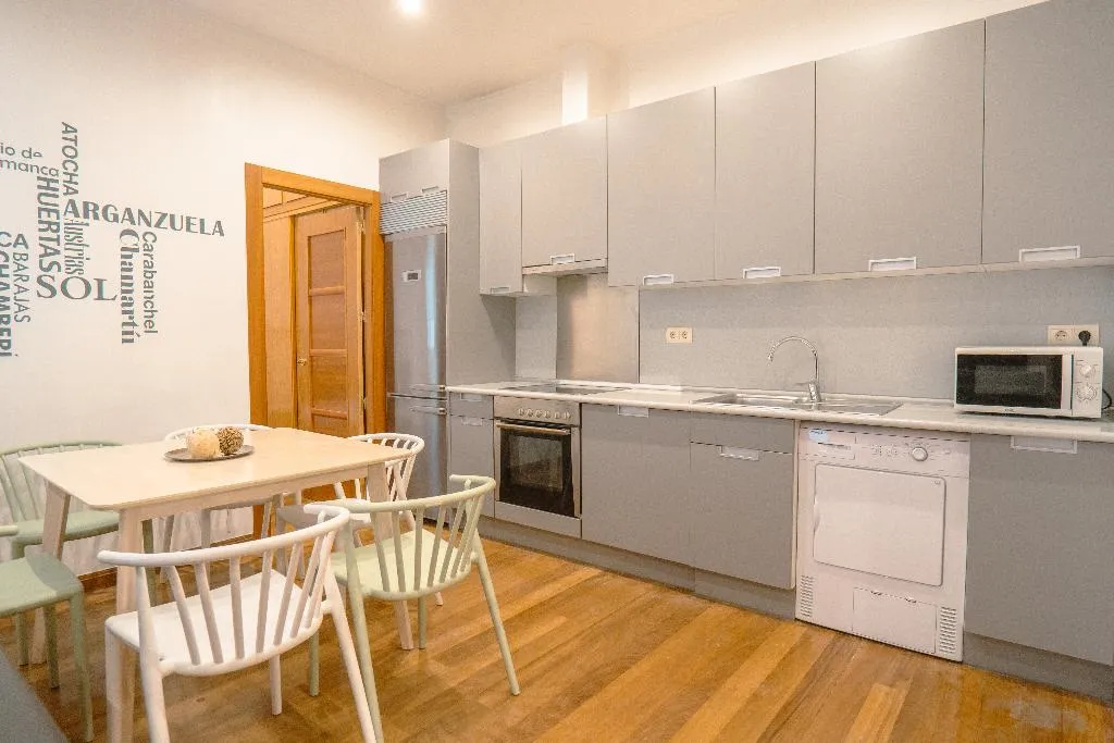 APARTMENT ONE BEDROOM ONE BATHROOM Room, Smartr Madrid Atocha, Madrid