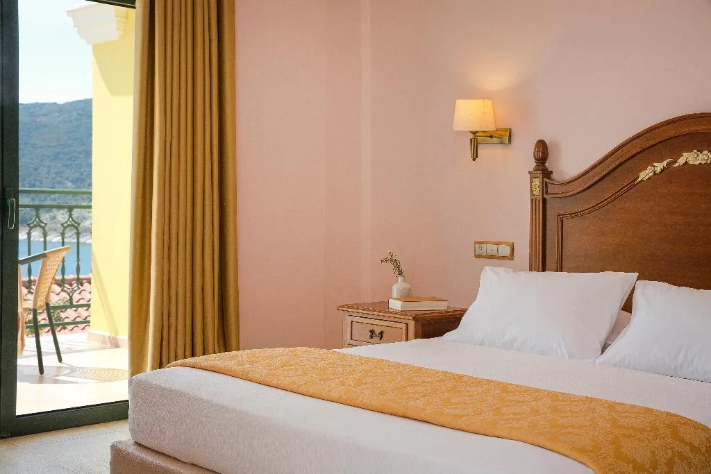 VILLA ONE BEDROOM Room, Kefalonia Bay Palace by GHH, Kefallinia