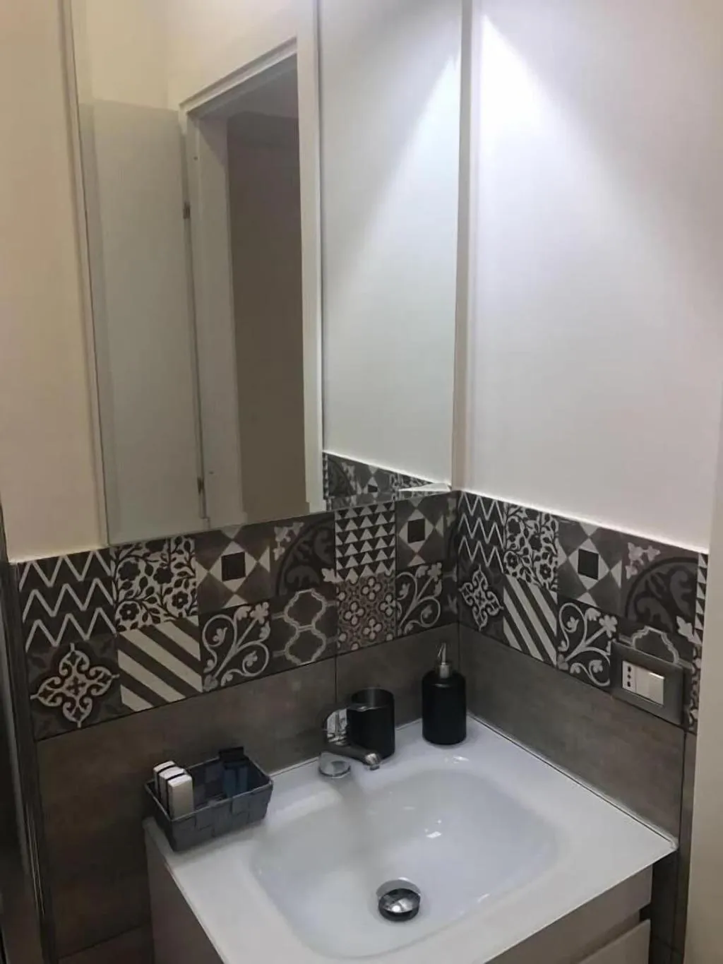 Room, Angolo Di Roma, Naples