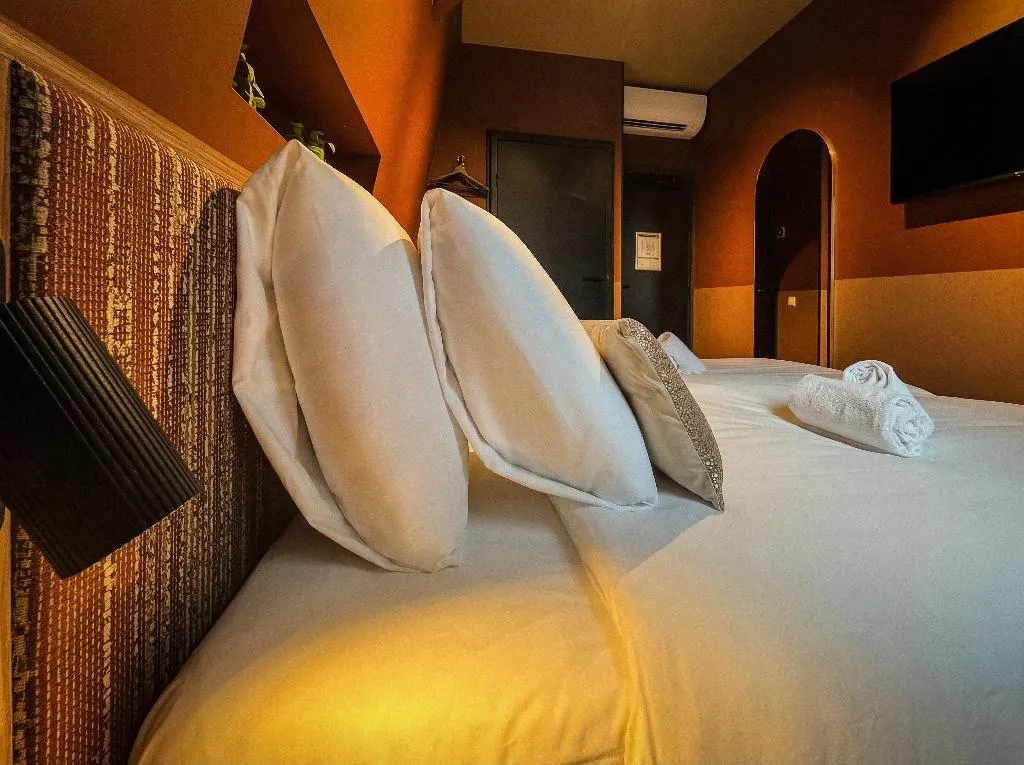 TWIN BASIC Room, De Pijp Boutique Hotel, Amsterdam