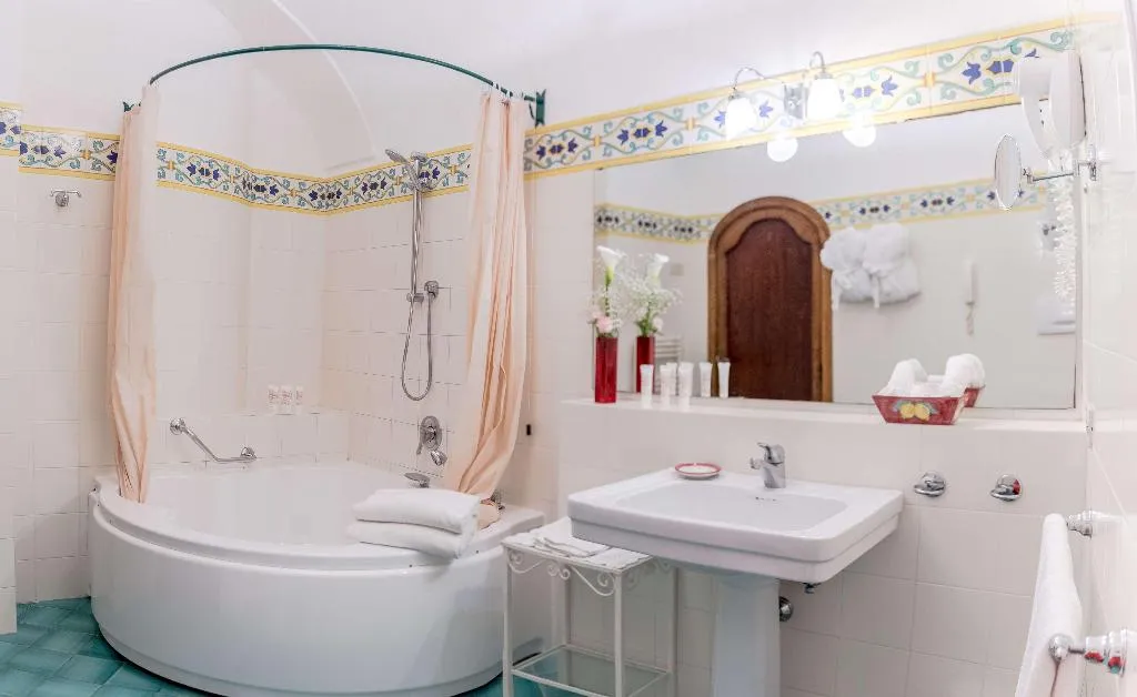 Room, Hotel Poseidon, Naples