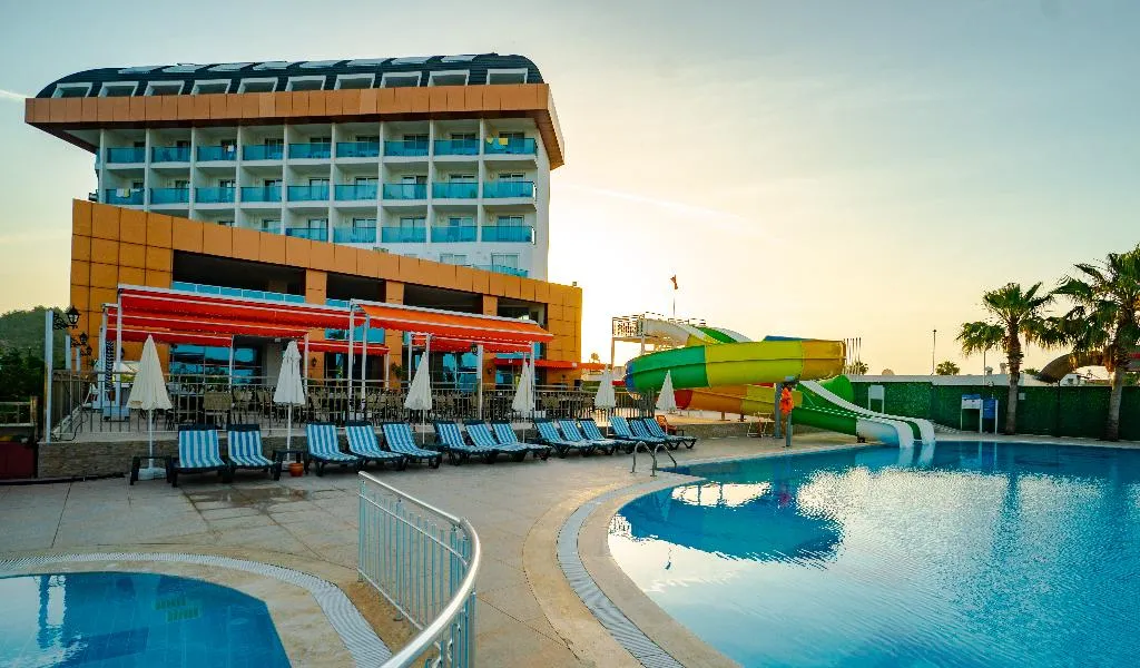 Pool, Throne Beach Resort & SPA, Antalya