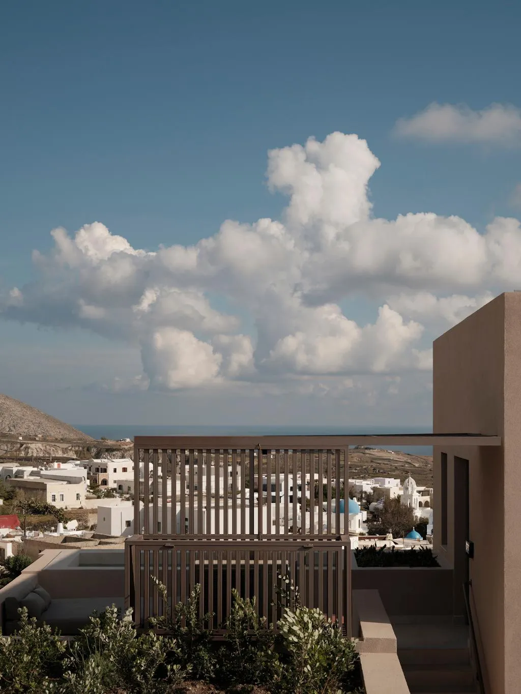 TRIPLE PREMIUM Room, Enarma Suites & Spa Wellness Retreat, Santorini
