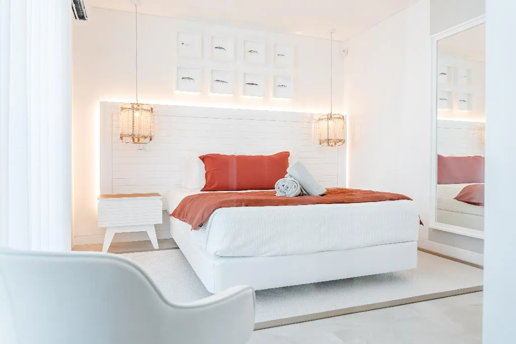 DOUBLE CAPACITY 5 Room, Shantiapartments Portimão, Algarve