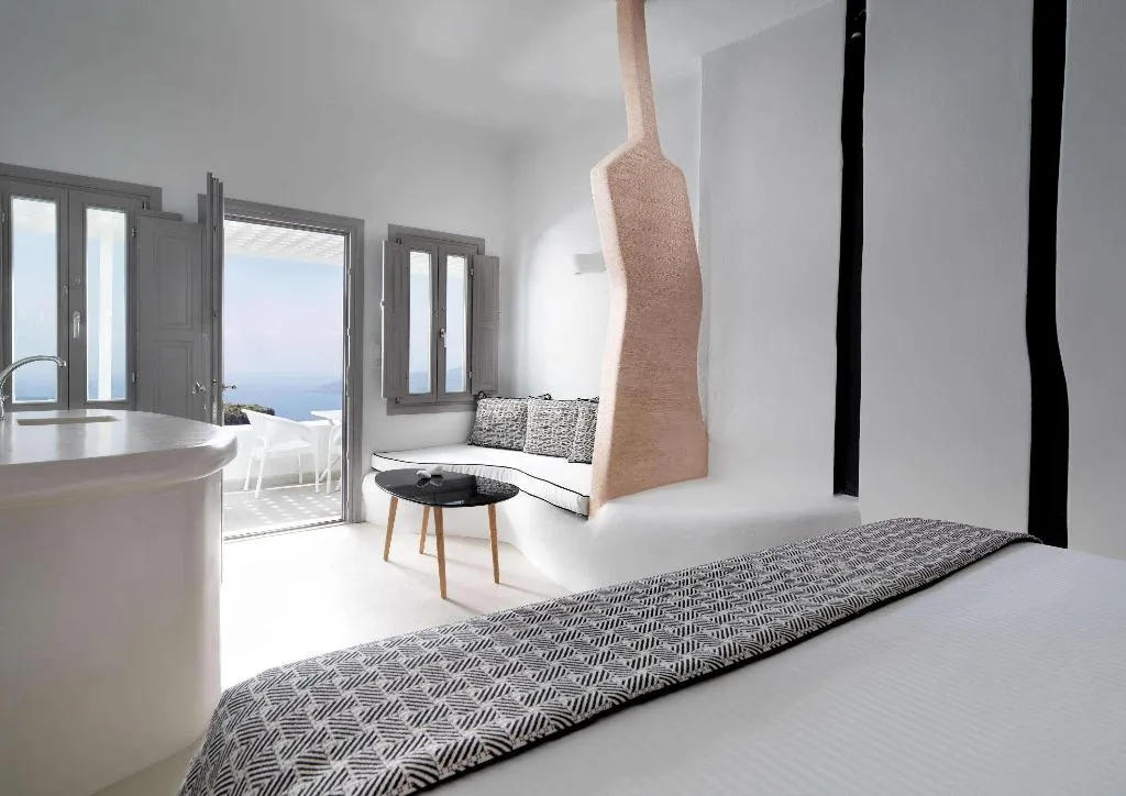 Room, Tholos Resort, Santorini