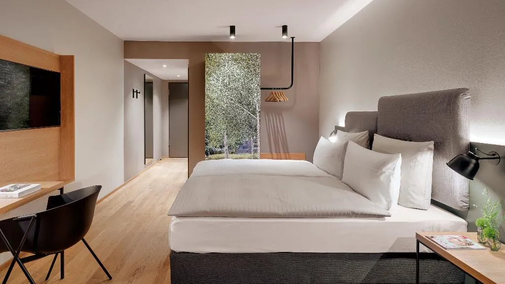 DOUBLE EXECUTIVE Room, the YARD Berlin, Berlin