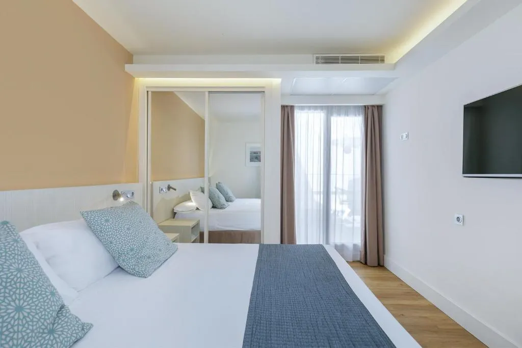 SUITE STANDARD Room, Sol Torremolinos Don Pedro, Costa Del Sol