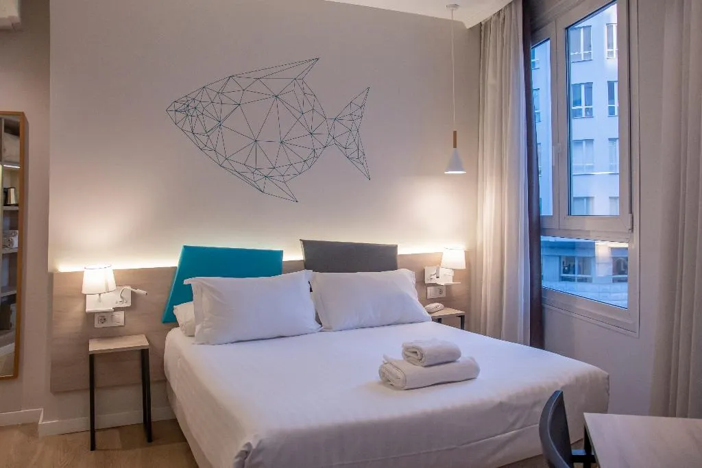 Room, Mediterraneo, Valencia