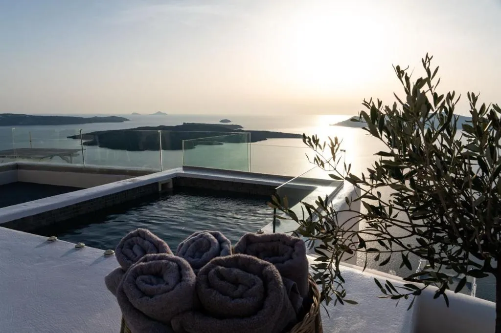 Terrace, Sun Rocks Boutique Hotel | Caldera View Suites, Santorini
