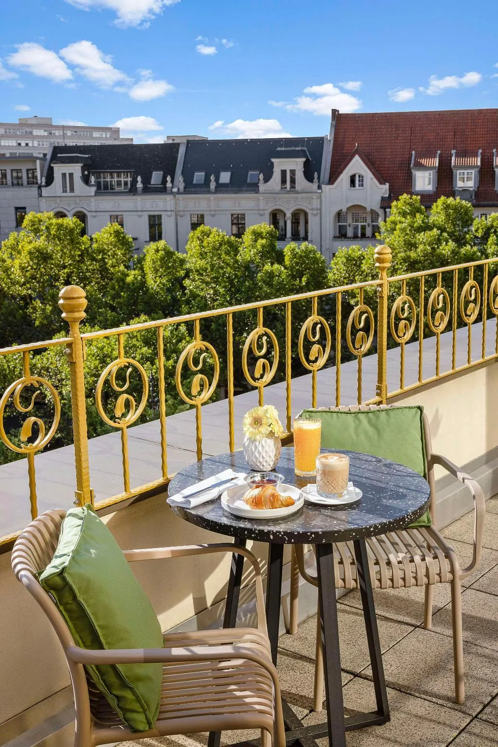 SUITE WITH BALCONY Room, Vignette Collection Bristol Berlin, Berlin
