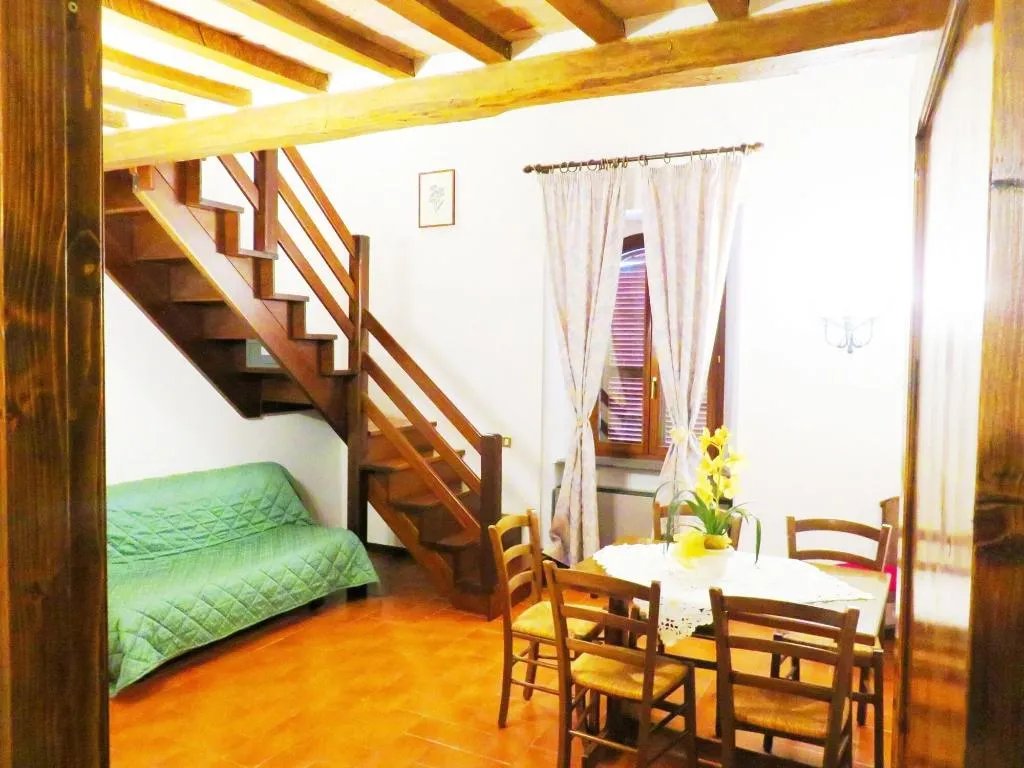 Room, Castello Cortevecchio, Umbria