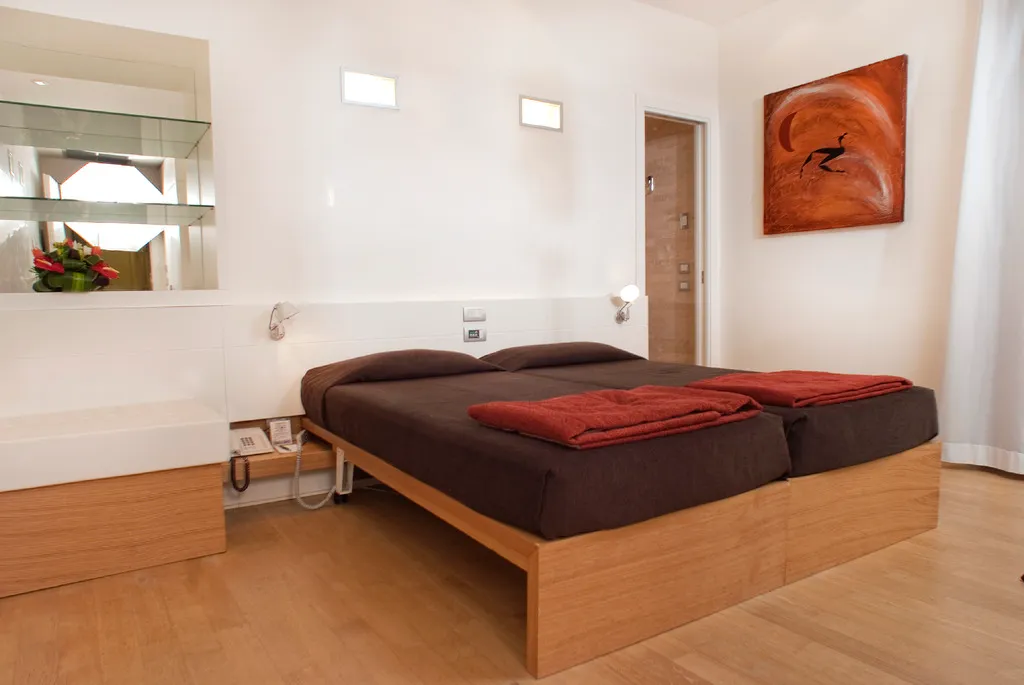 TWIN SUPERIOR Room, White, Rome
