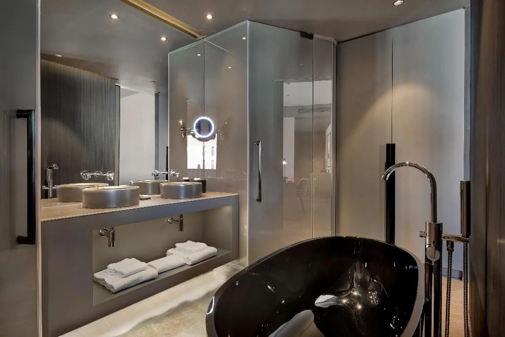 SUITE RIVER VIEW Room, Hilton Porto Gaia, Porto