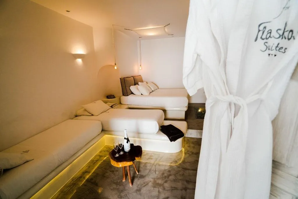 Room, Flaskos Suites, Mykonos