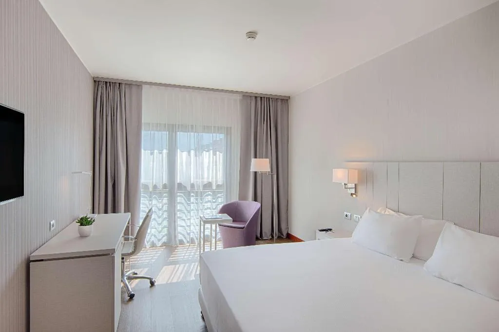 DOUBLE STANDARD Room, NH Lecco Pontevecchio, Milan