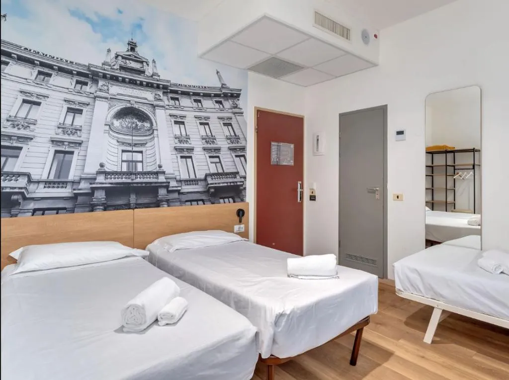 QUADRUPLE ECONOMY Room, B&B Hotel Milano Ornato, Milan