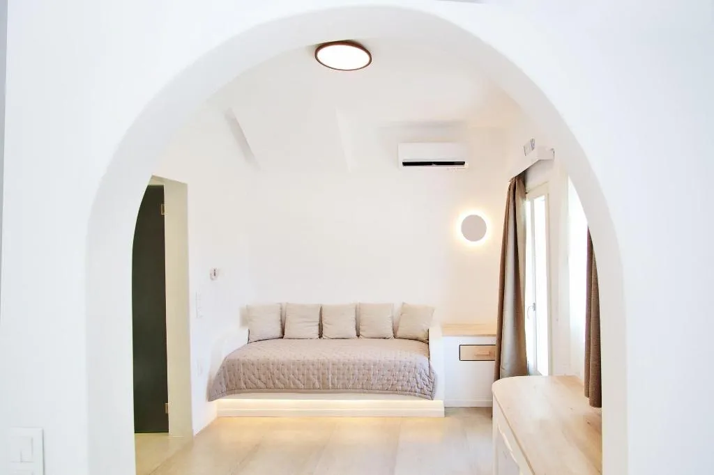Room, Kritikakis Village Apartments, Santorini