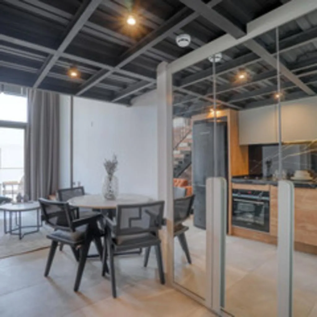 Room TWO KING BEDS Room, Ayayorgi̇ Homes & Hotels, Izmir