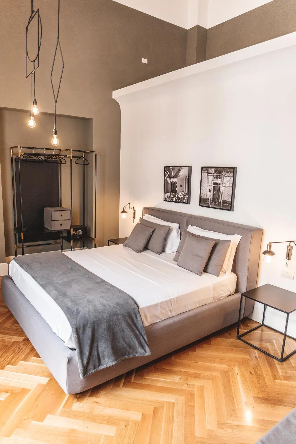 DOUBLE DELUXE Room, Relais Della Porta, Naples