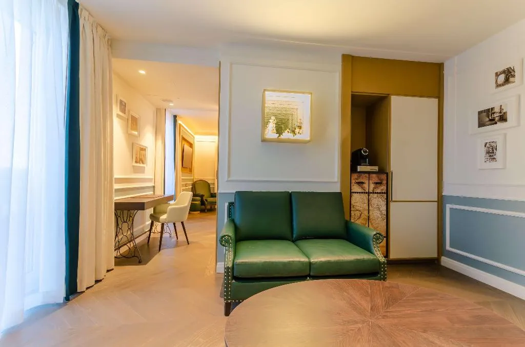 Room, The Emerald House Lisbon, Curio Collection by Hilt, Lisbon
