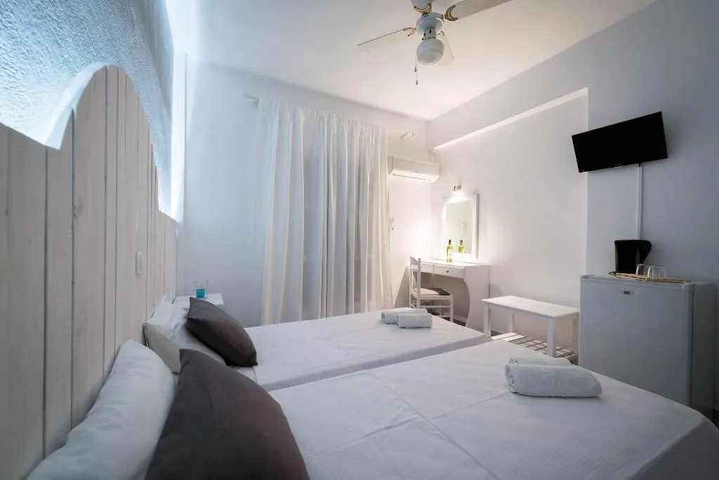 Room, Ikaros Hotel, Santorini