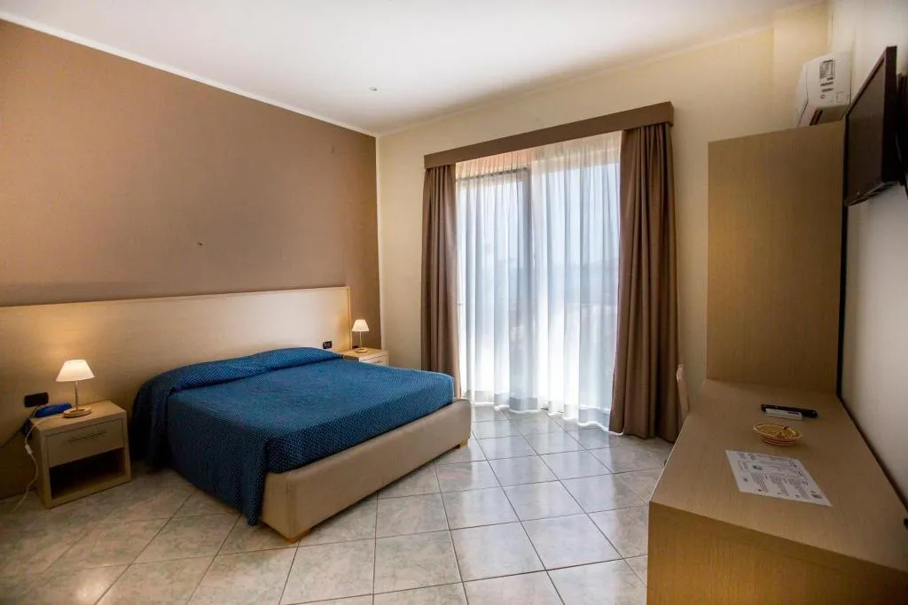 Room, Hotel Tourist, Palermo