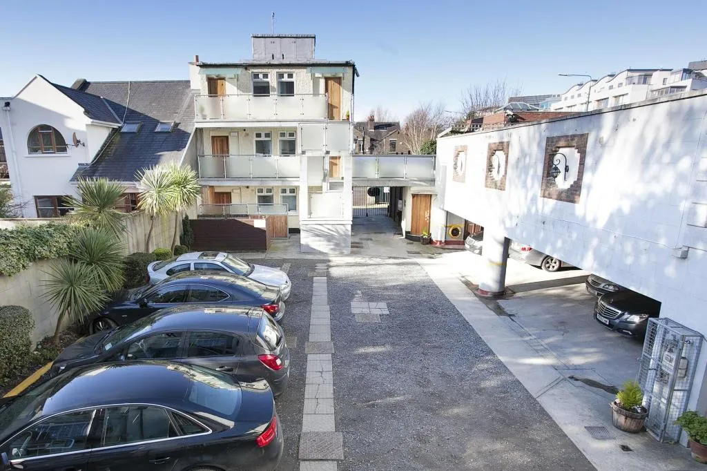 General view, Leeson Bridge Guesthouse, Dublin