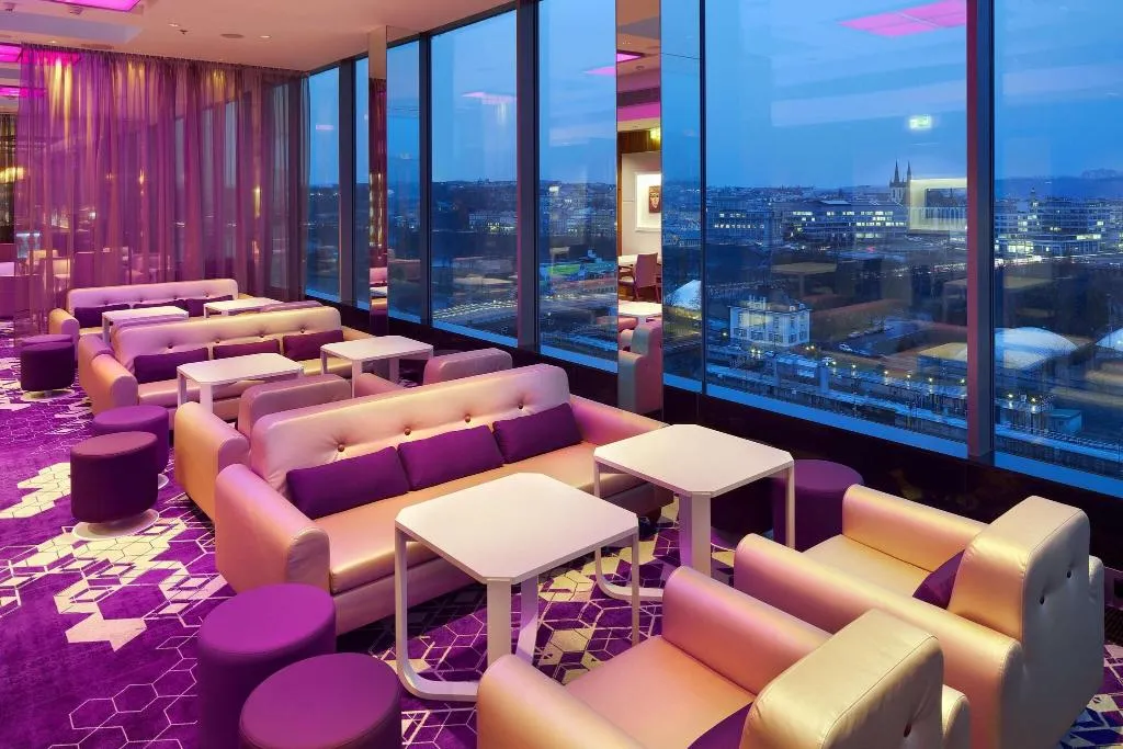 Bar, Hilton Prague Atrium, Prague