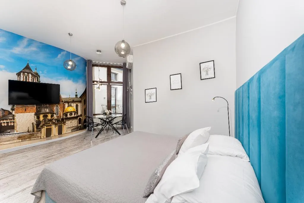 STUDIO STANDARD Room, Erasmus Student Apartments - Krakow Old Town, Krakow