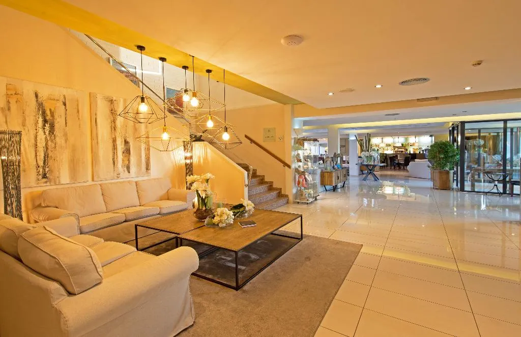 Lobby, Eden Park, Costa Brava
