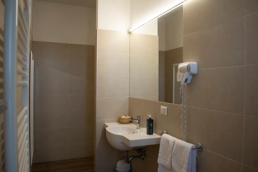 DOUBLE ANNEX Room, Eco Hotel Milano & Bioriso Restaurant, Milan