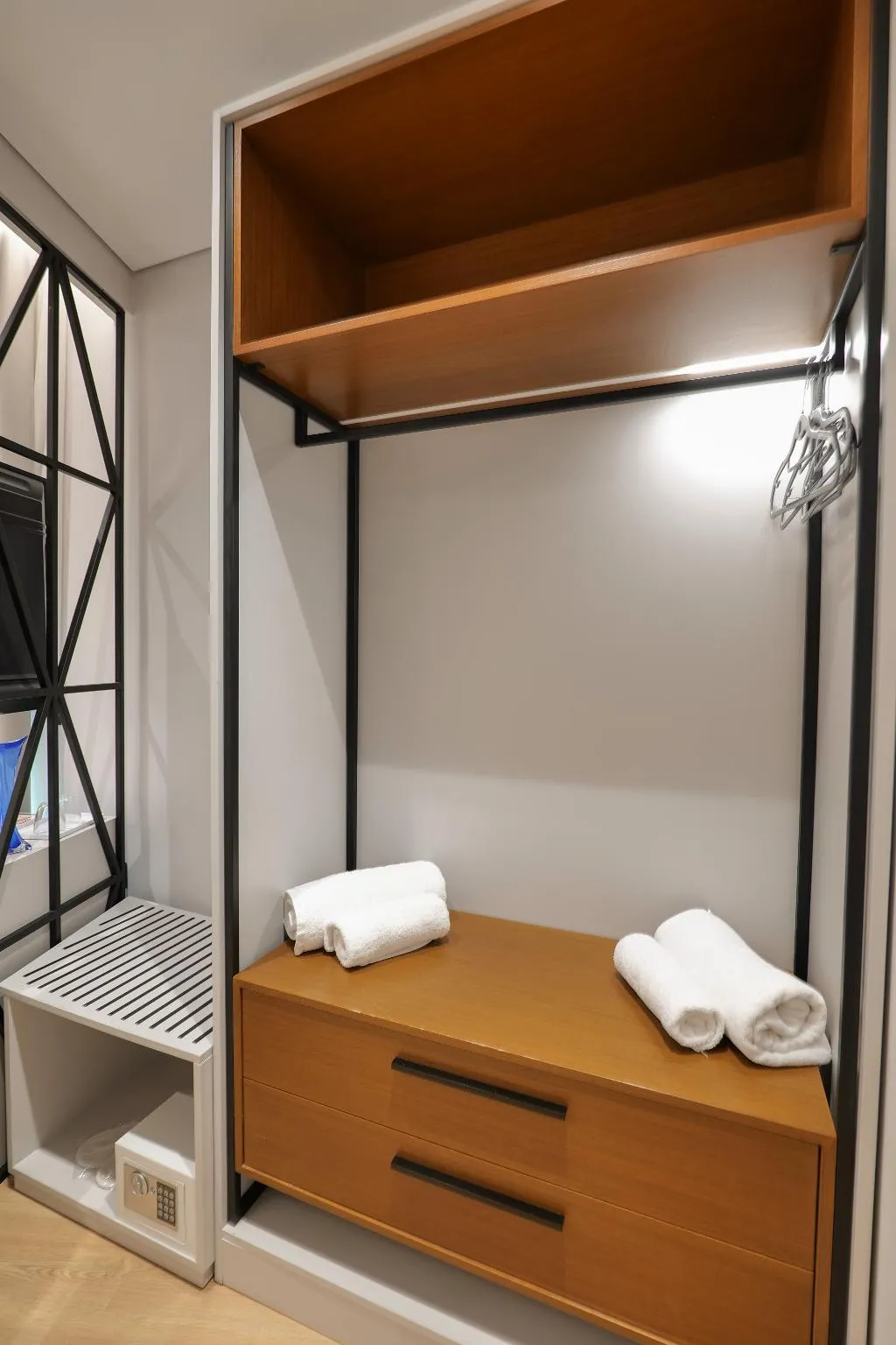 DOUBLE STANDARD Room, Hotel Oasis, Southern Albania