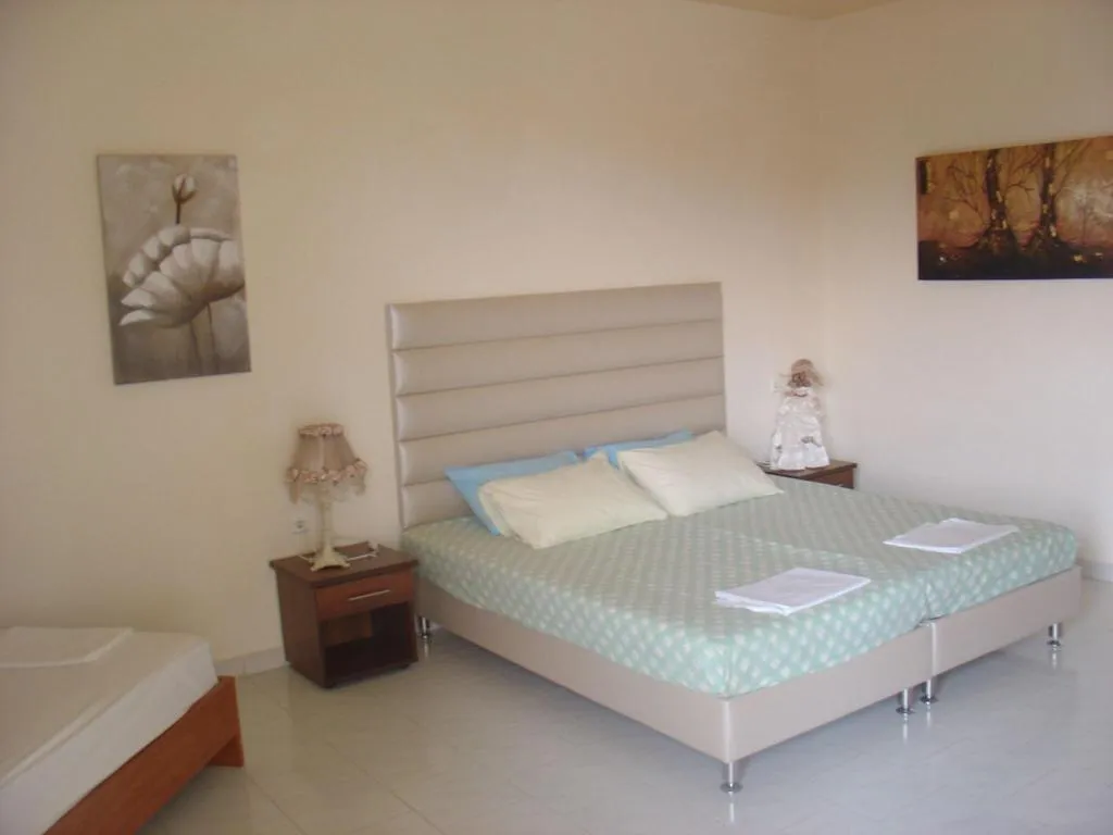 Room, Lyristis Apartments Plus, Rhodes