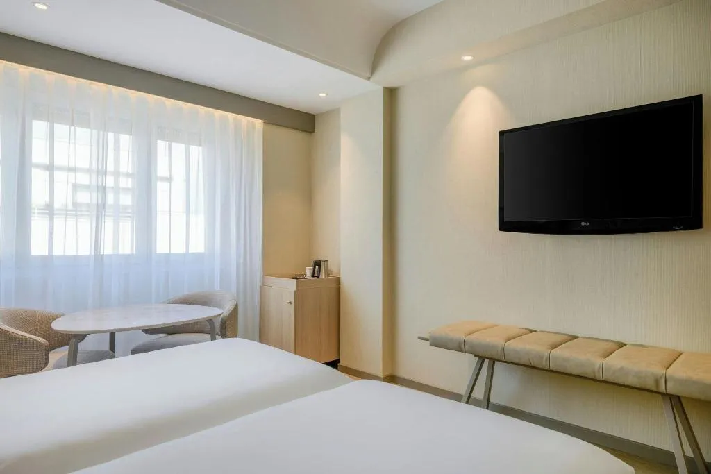 TWIN STANDARD Room, AC Madrid Carlton, Madrid